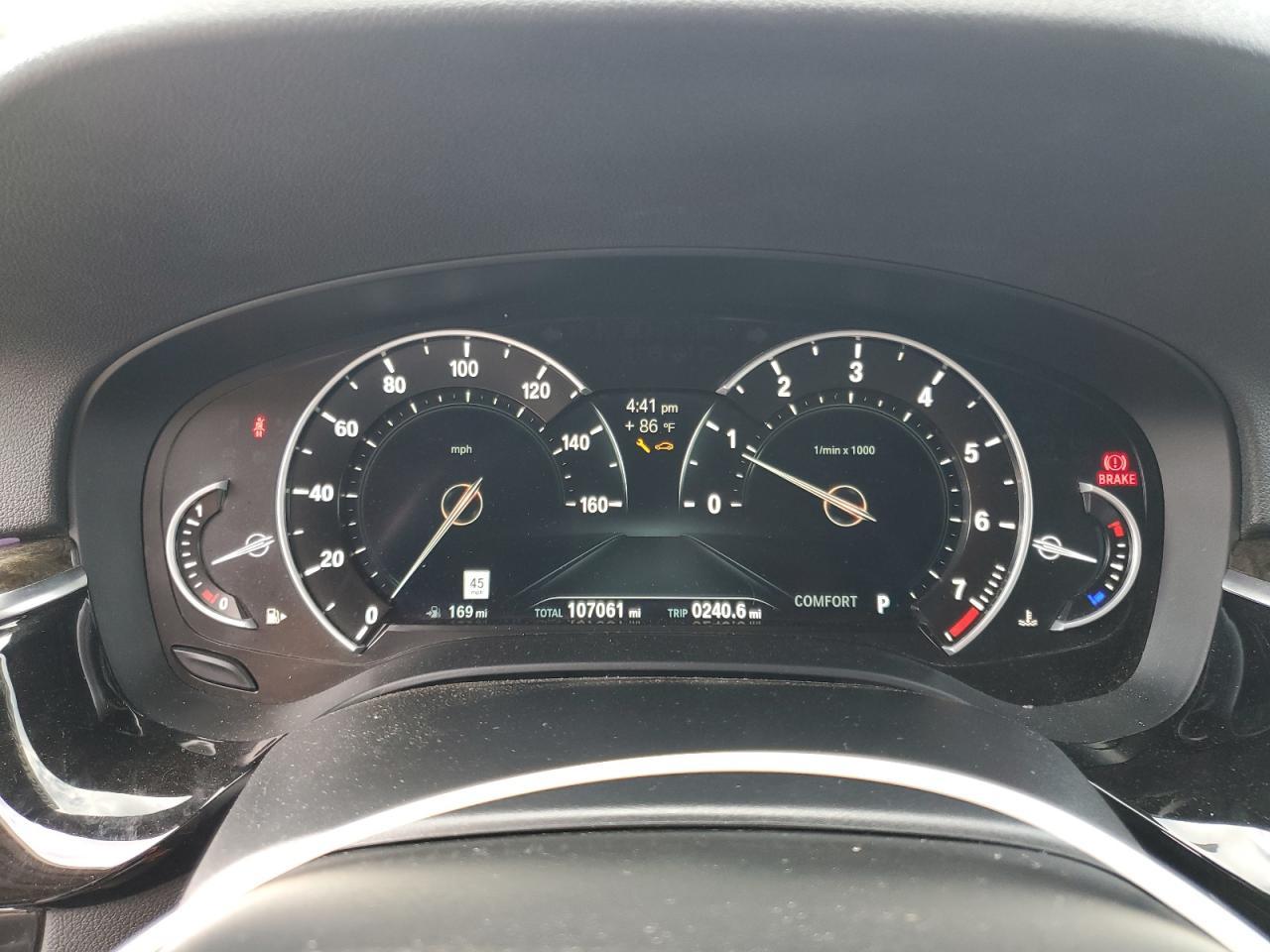 2018 BMW 530 Xi - zdjęcie 9