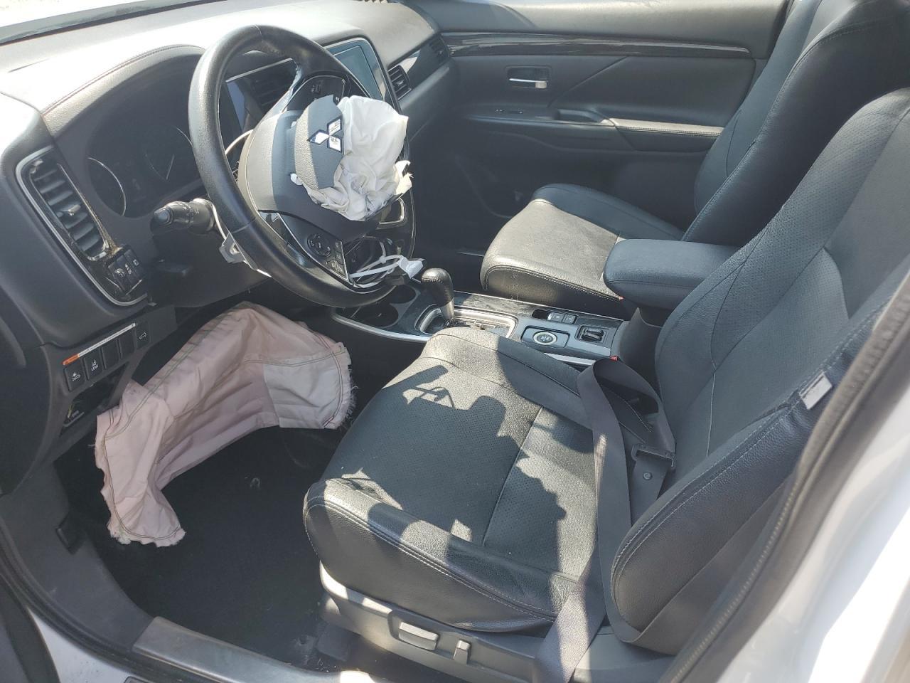 2017 Mitsubishi Outlander Gt - zdjęcie 7