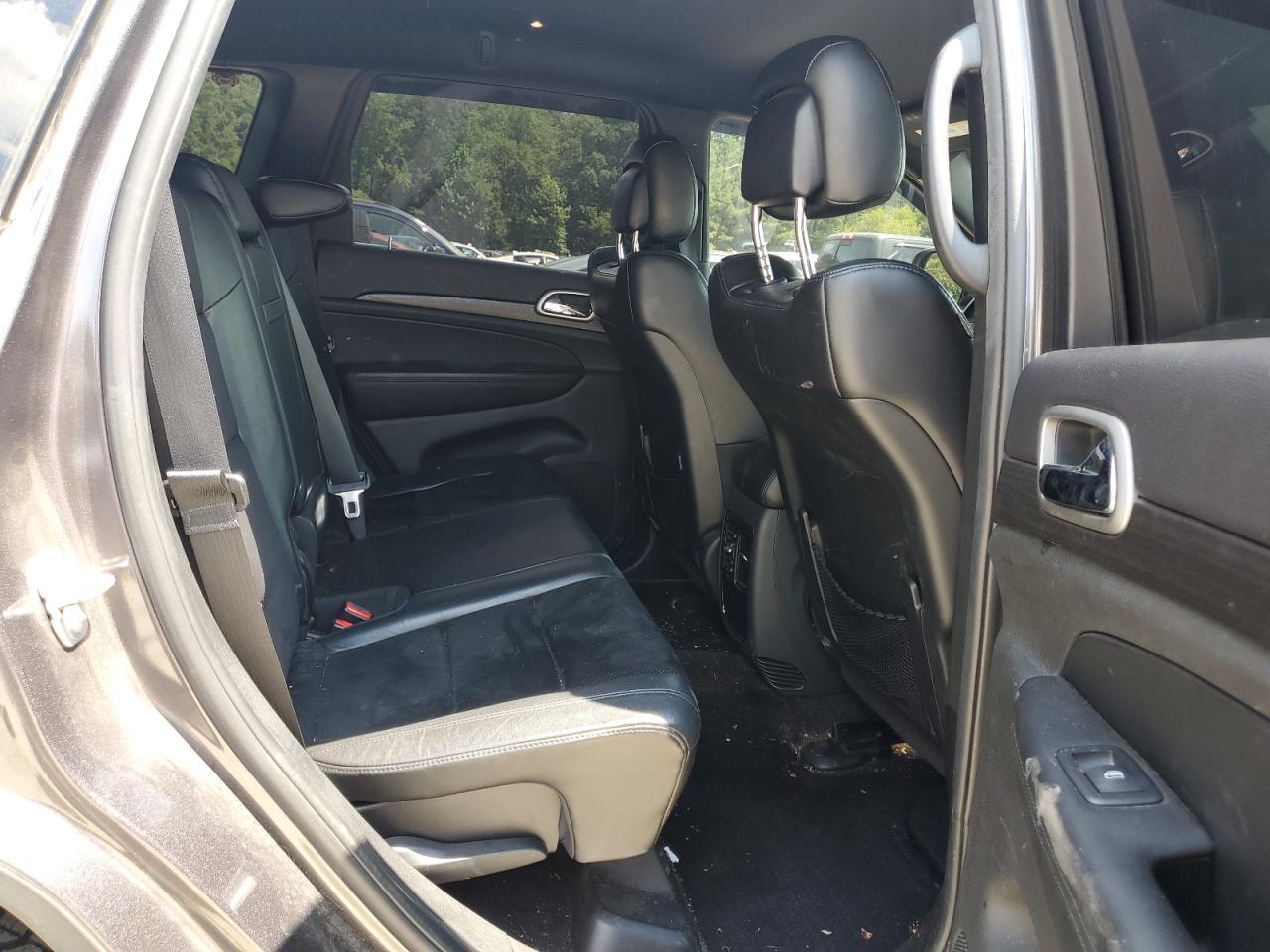 2018 Jeep Grand Cherokee Laredo - zdjęcie 11