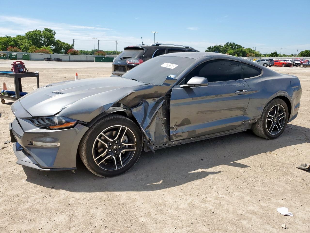 2021 Ford Mustang - zdjęcie główne