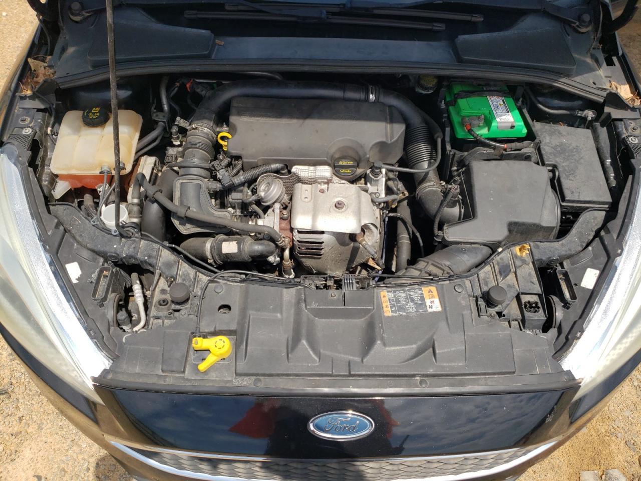 2015 Ford Focus - zdjęcie 11