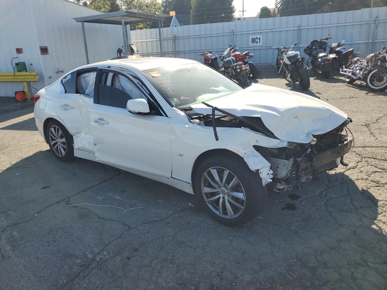 2015 Infiniti Q50 Base - zdjęcie 4