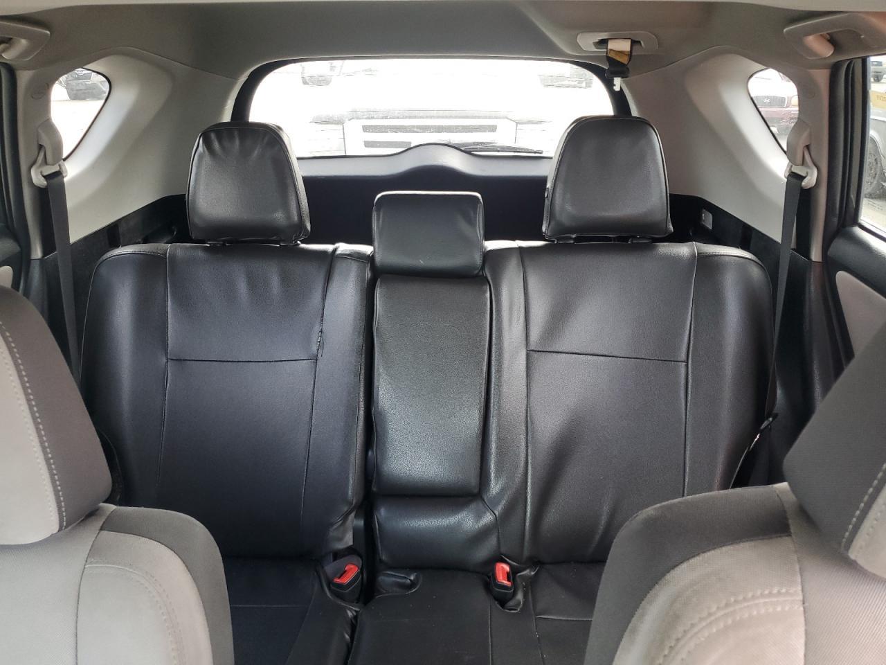 2015 Toyota Rav4 Xle - zdjęcie 10