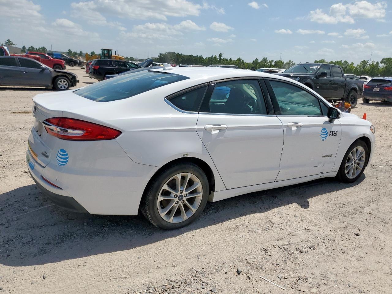 2019 Ford Fusion Se - zdjęcie 3