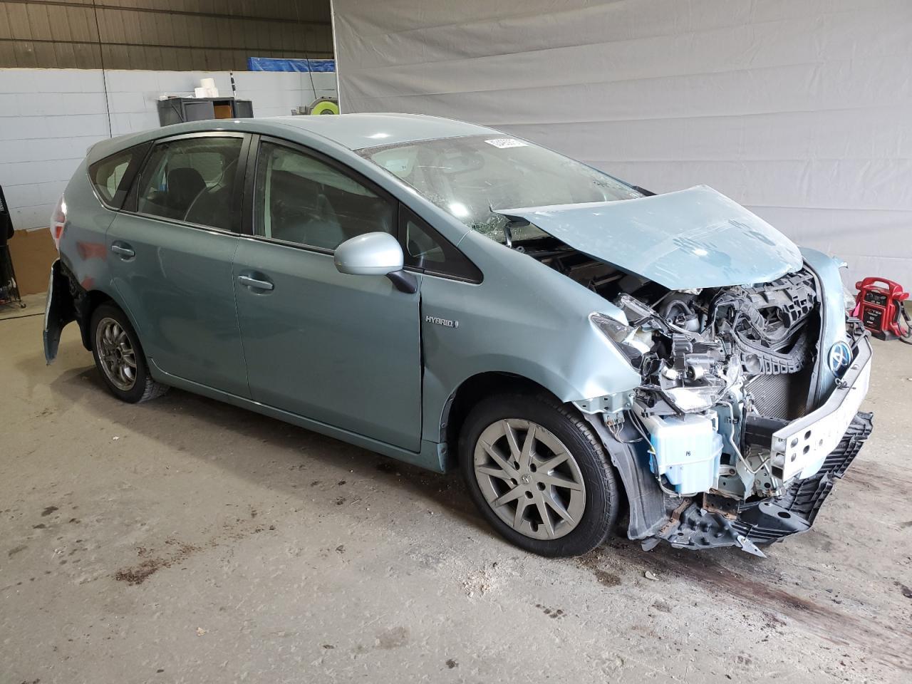 2015 Toyota Prius V - zdjęcie 4