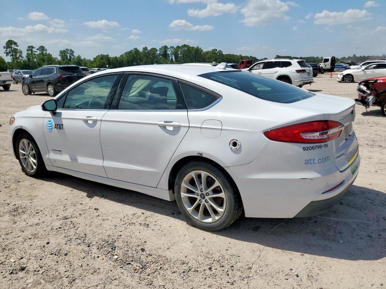 2019 Ford Fusion Se - zdjęcie 2