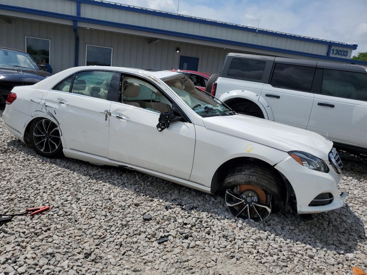 2014 Mercedes-Benz E 350 4Matic - zdjęcie 4