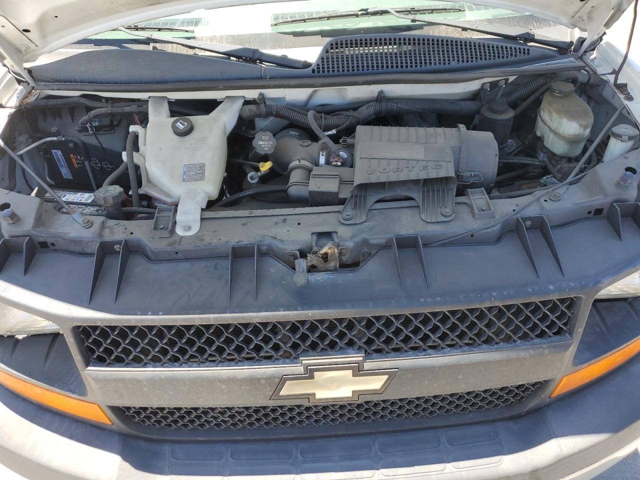 2014 Chevrolet Express G2500 - zdjęcie 12