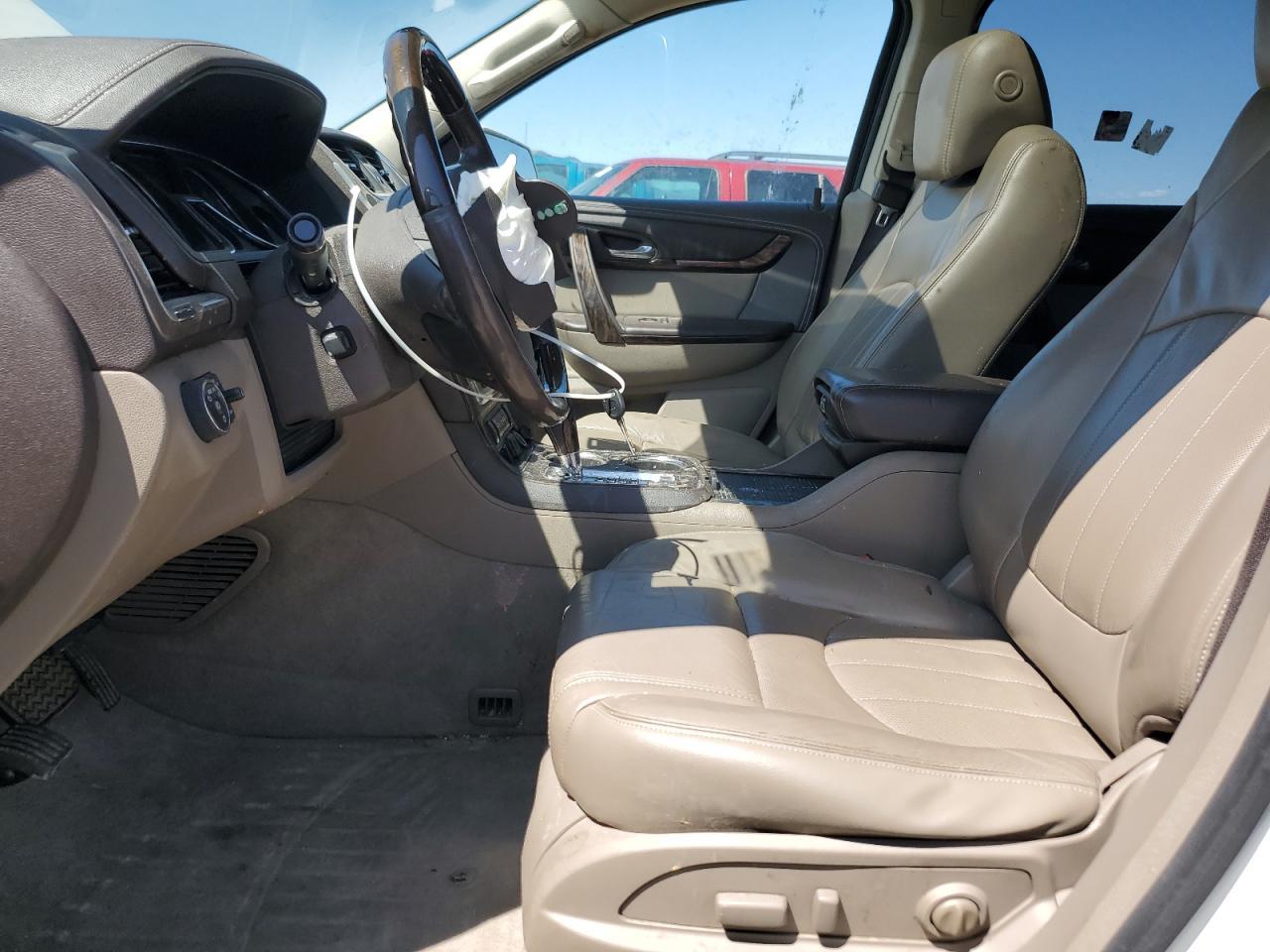 2015 GMC Acadia Denali - zdjęcie 7