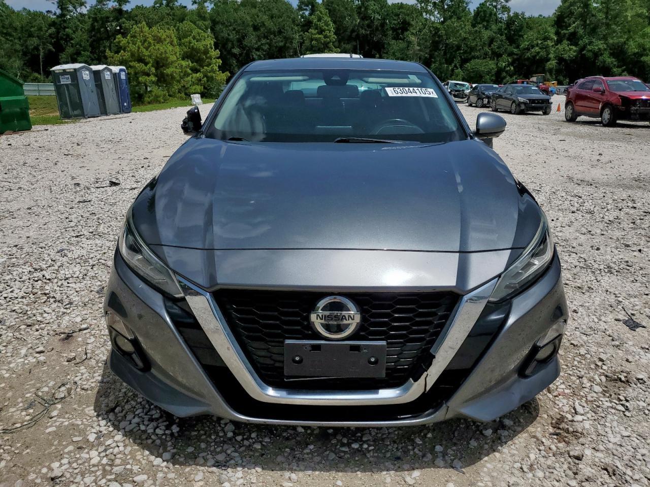 2019 Nissan Altima Platinum - zdjęcie 5