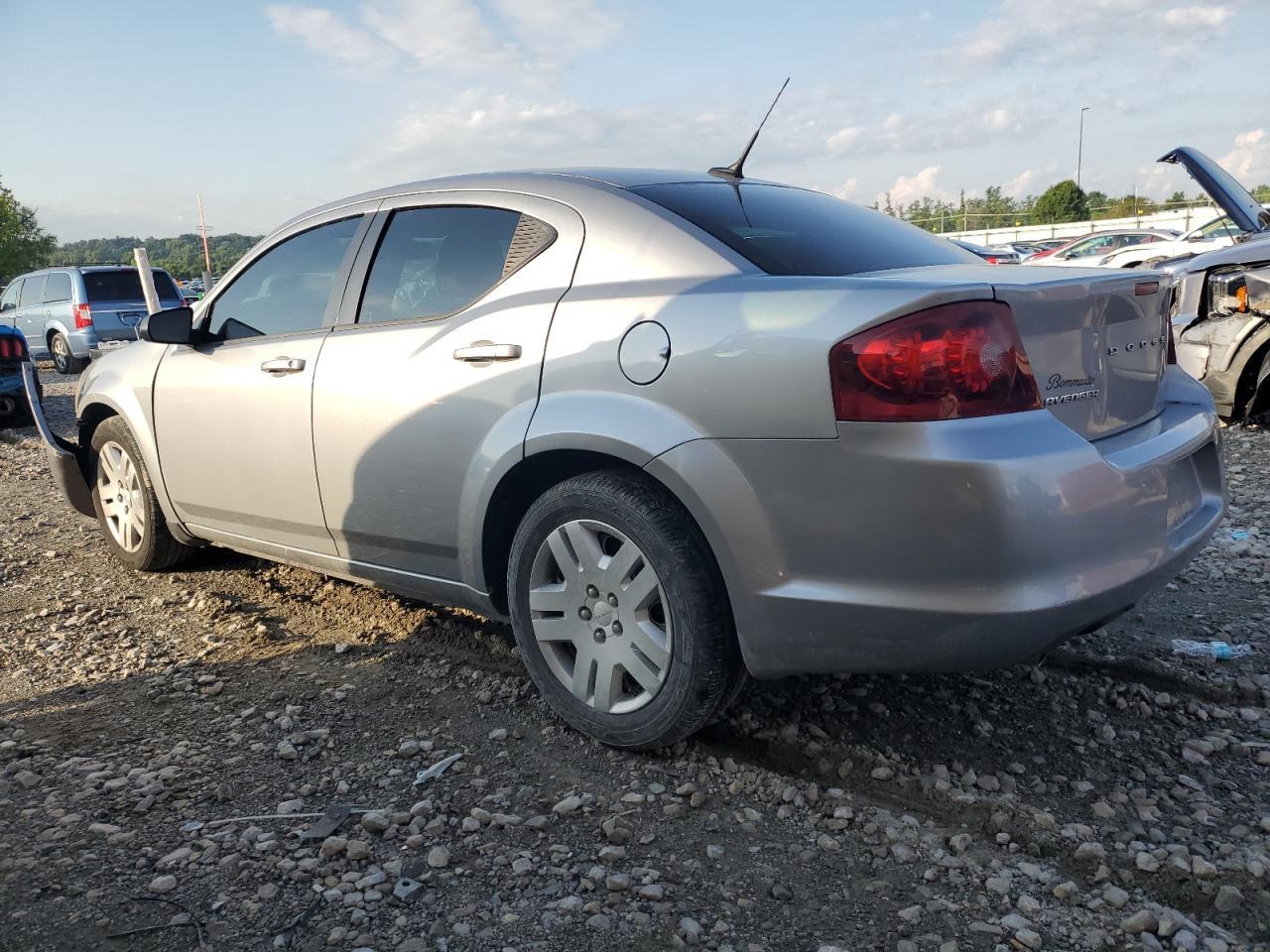 2014 Dodge Avenger Se - zdjęcie 2