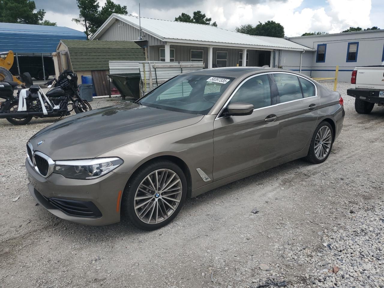 2019 BMW Seria 5 530i - zdjęcie główne