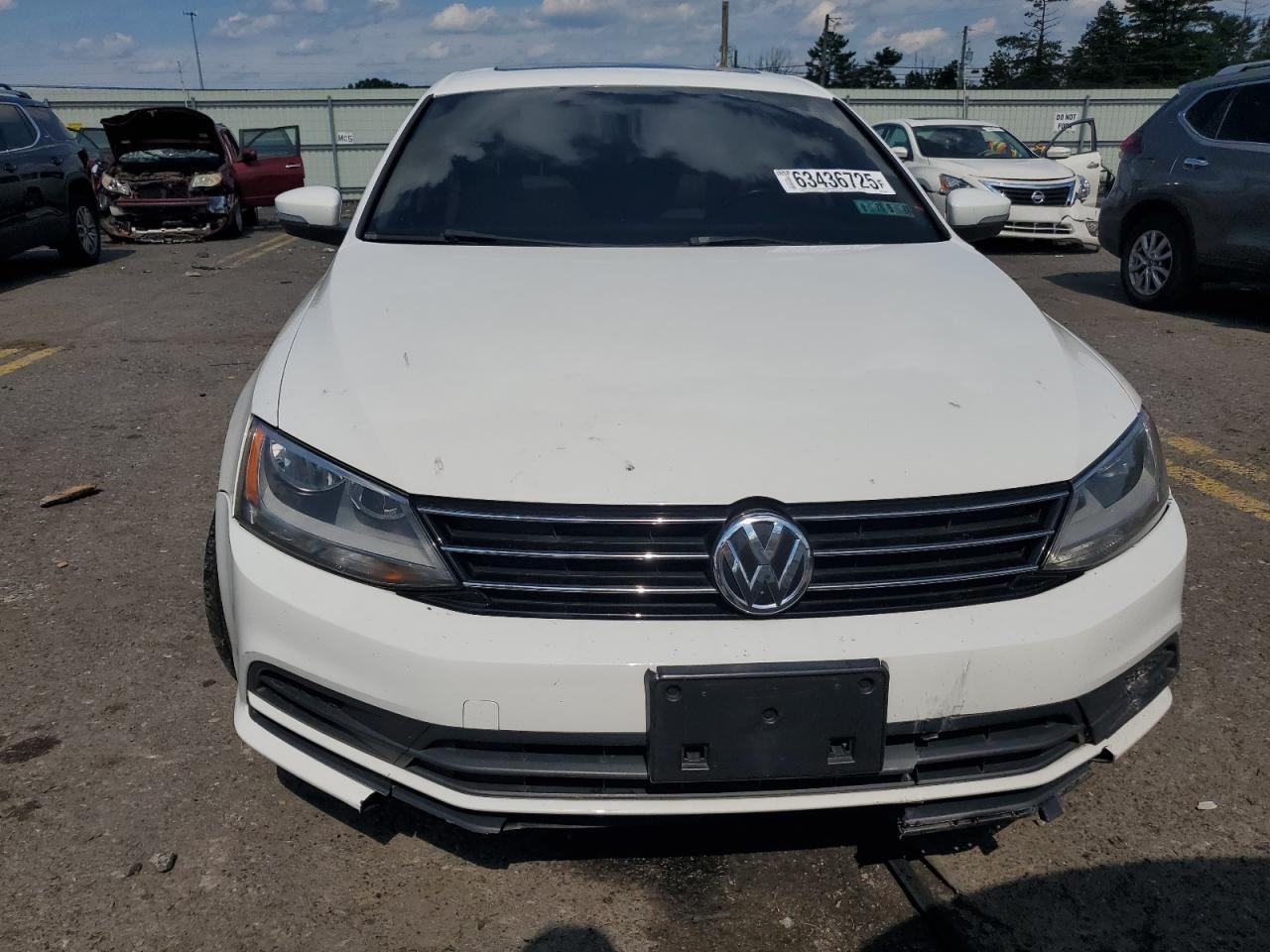 2015 Volkswagen Jetta - zdjęcie 5
