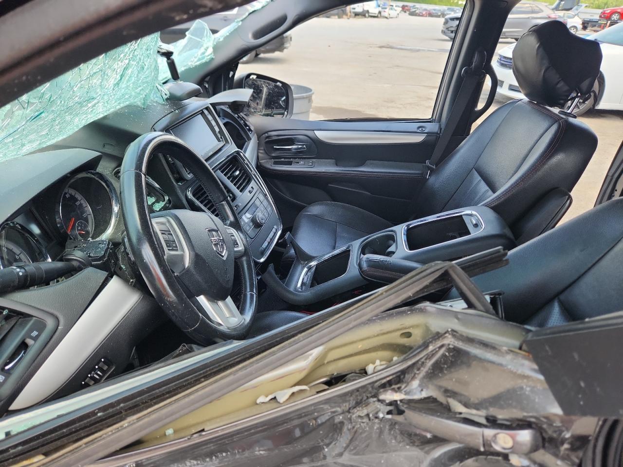 2016 Dodge Caravan - zdjęcie 7