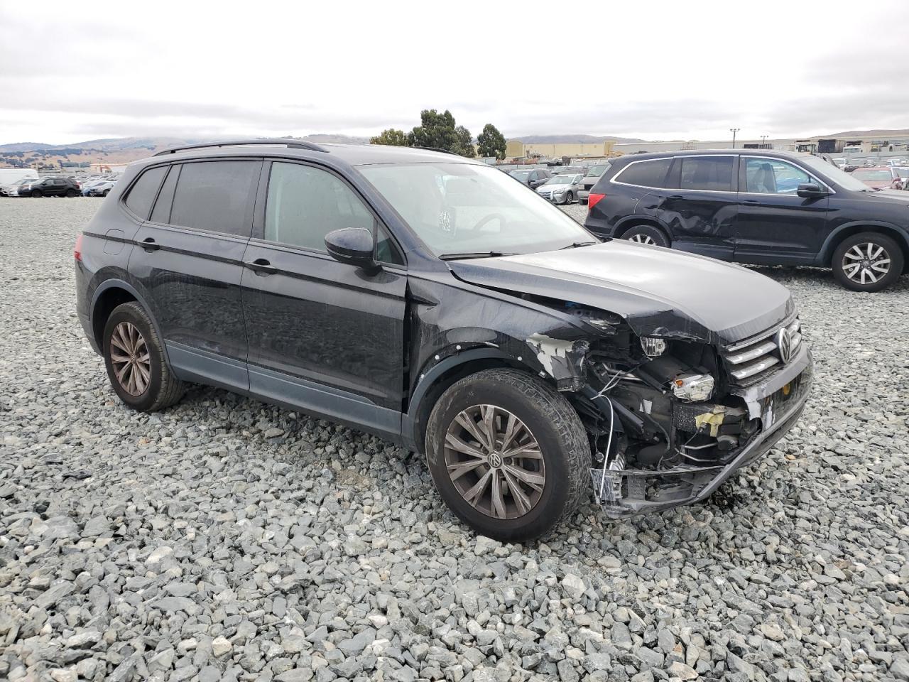 2020 Volkswagen Tiguan S - zdjęcie 4