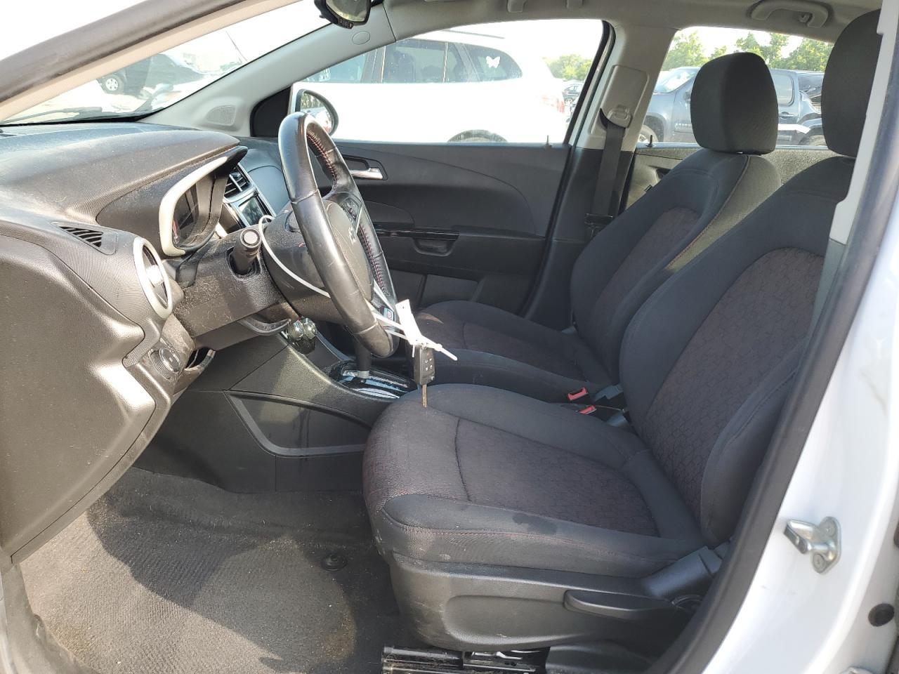 2018 Chevrolet Sonic Lt - zdjęcie 7