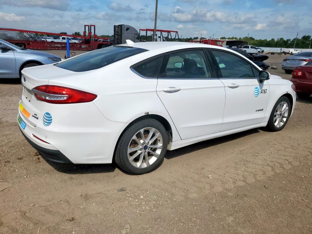 2019 Ford Fusion Se - zdjęcie 3