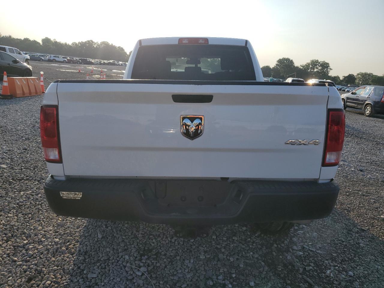 2020 RAM 1500 - zdjęcie 6