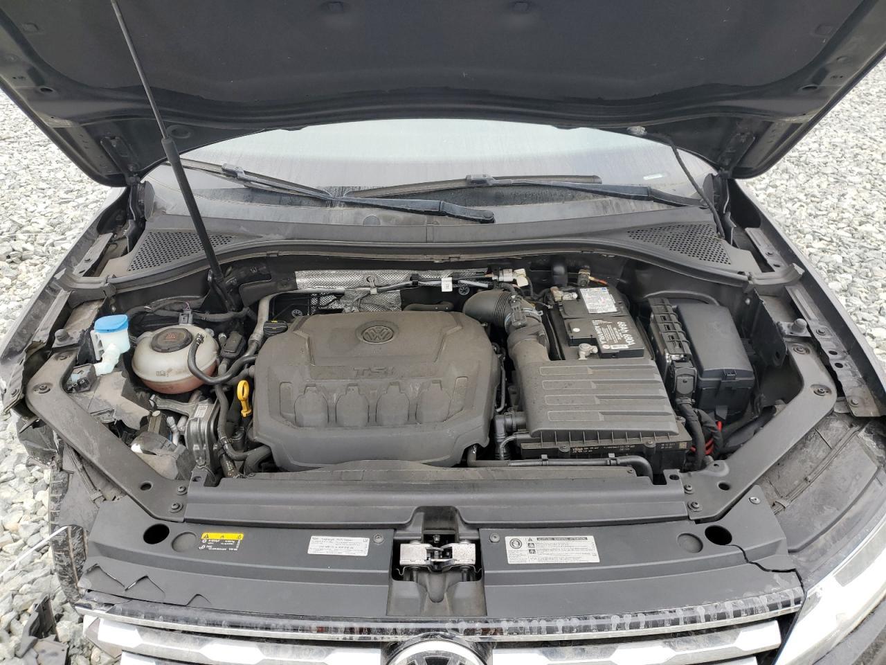 2020 Volkswagen Tiguan S - zdjęcie 12