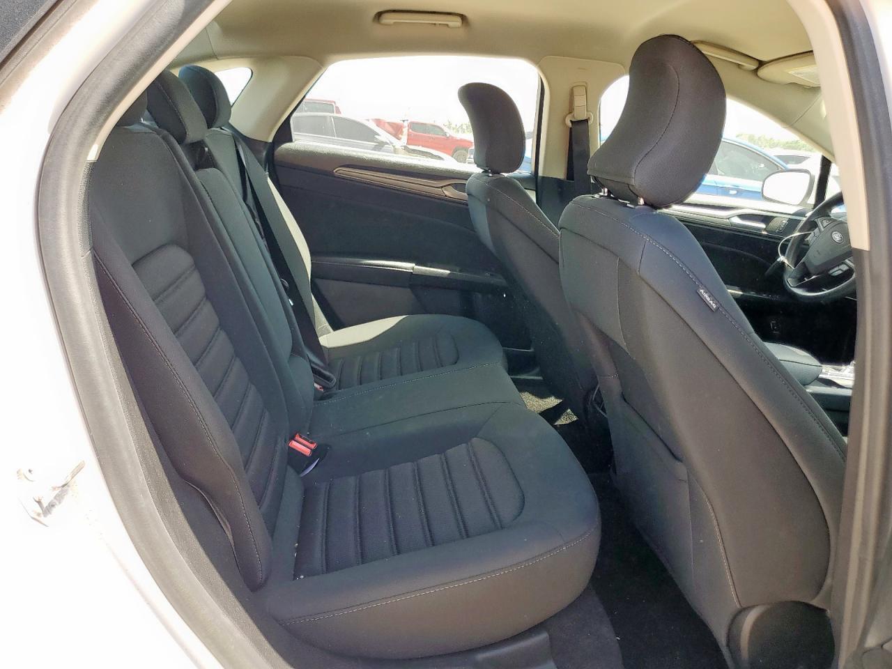 2019 Ford Fusion Se - zdjęcie 10