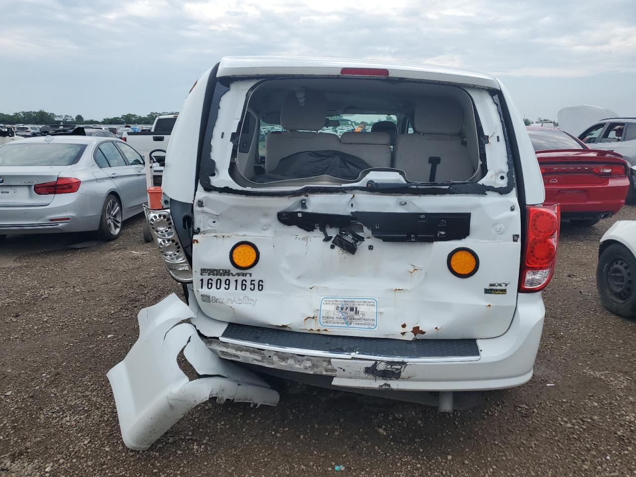 2016 Dodge Grand Caravan Sxt - zdjęcie 6