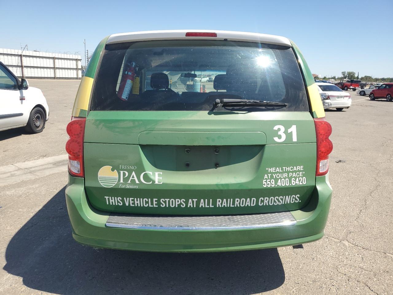 2015 Dodge Caravan - zdjęcie 6