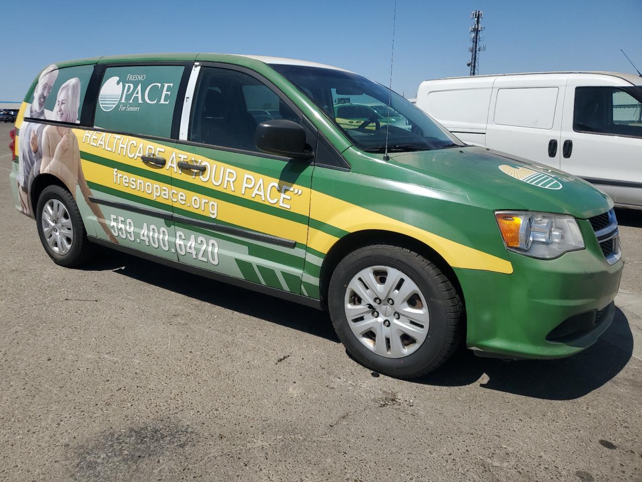 2015 Dodge Caravan - zdjęcie 4