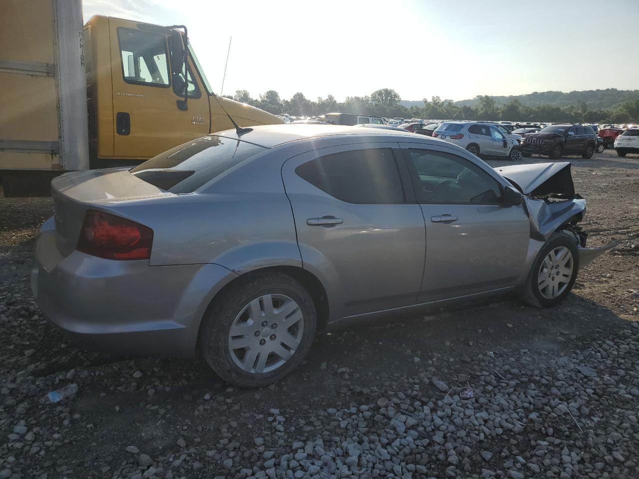 2014 Dodge Avenger Se - zdjęcie 3