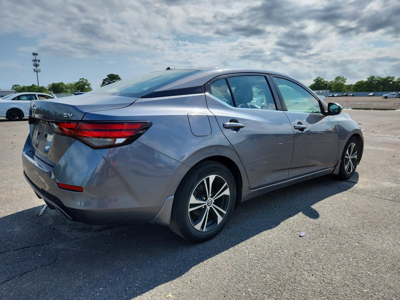2020 Nissan Sentra Sv - zdjęcie 3