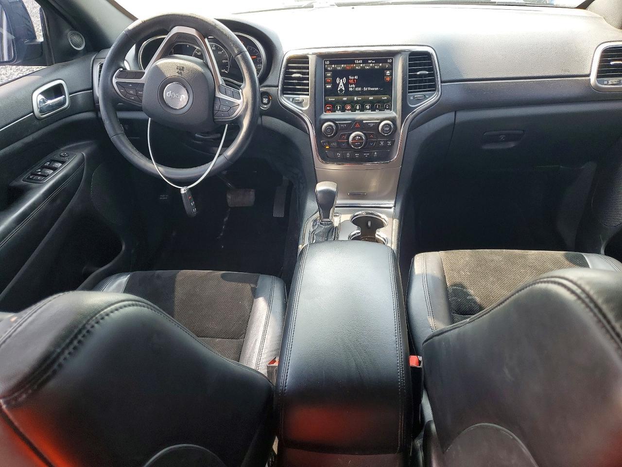 2018 Jeep Grand Cherokee Laredo - zdjęcie 8