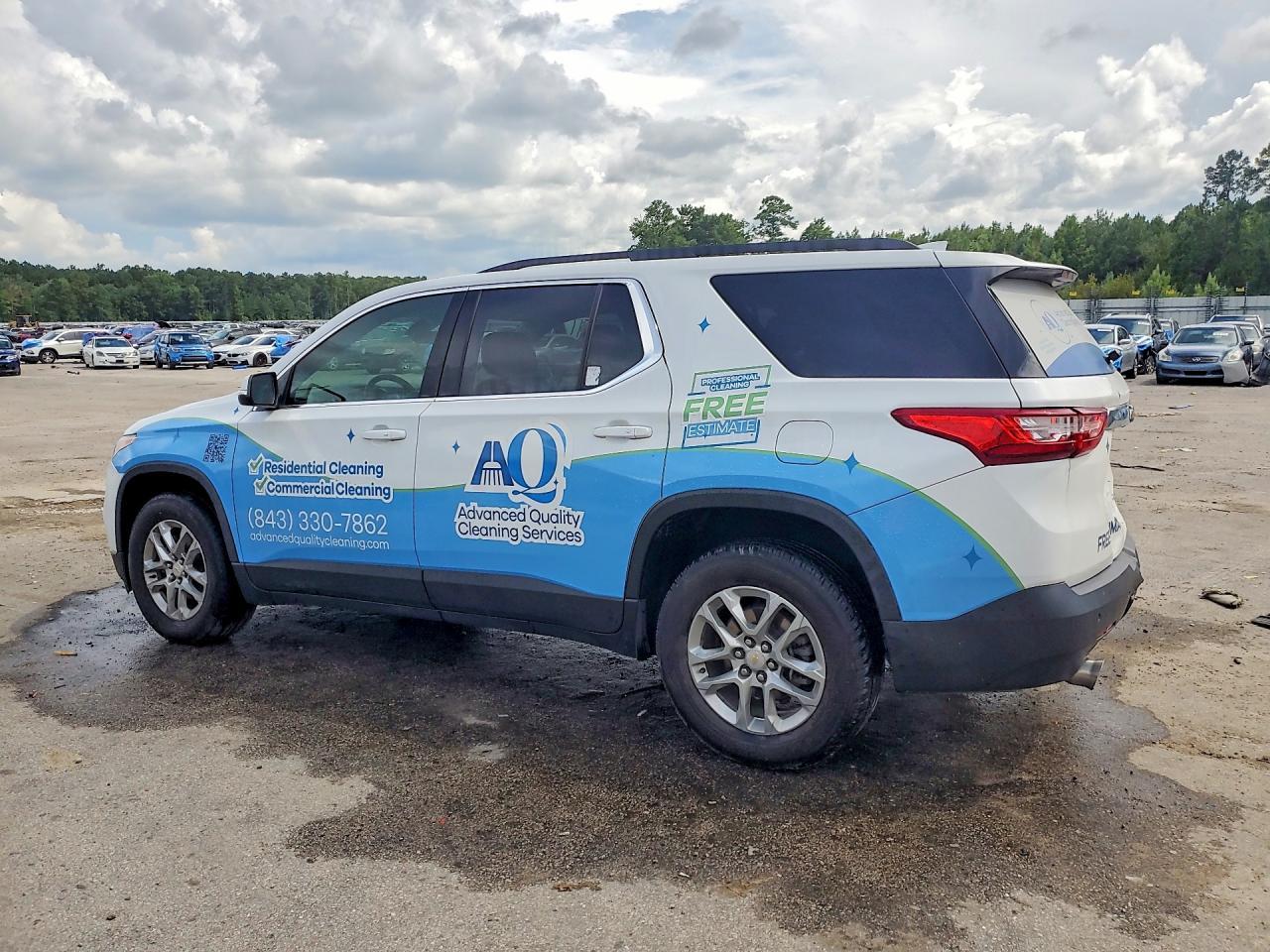 2021 Chevrolet Traverse Lt - zdjęcie 2