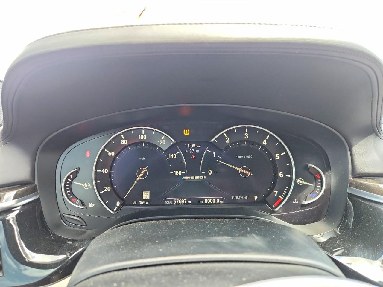 2018 BMW Seria 5 M550i - zdjęcie 9