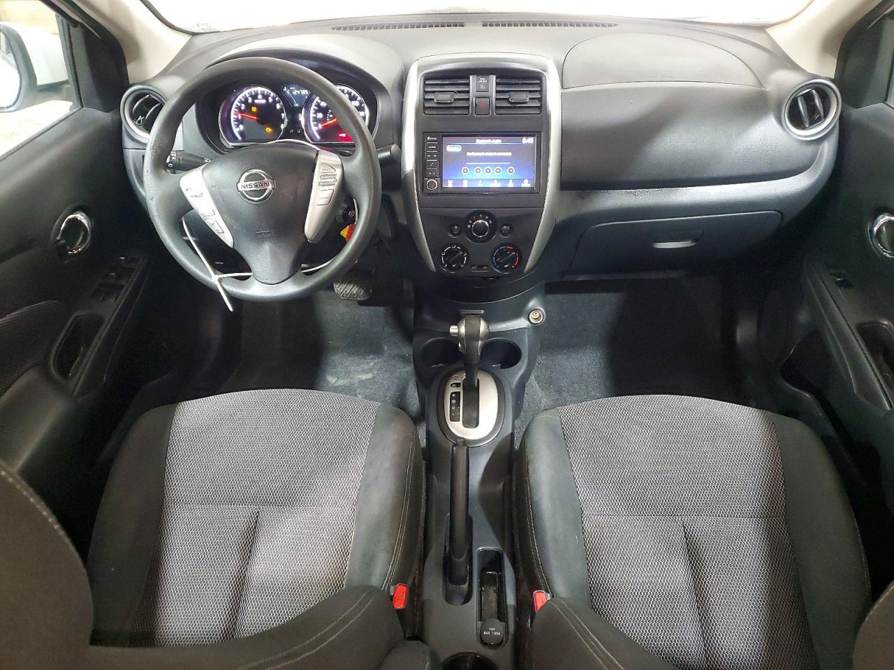 2018 Nissan Versa Sv - zdjęcie 8