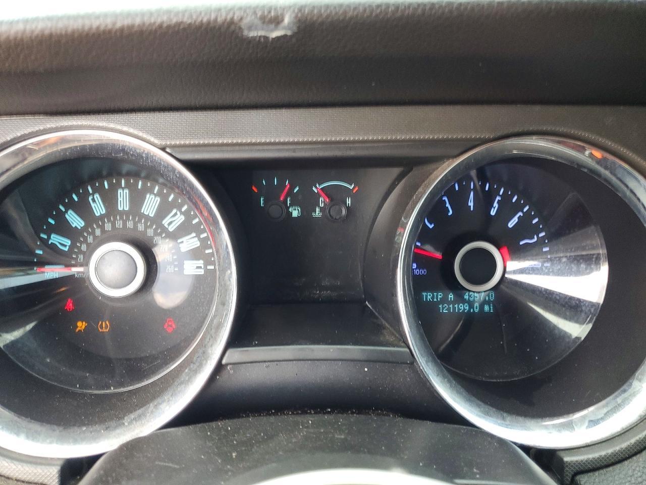 2014 Ford Mustang - zdjęcie 9