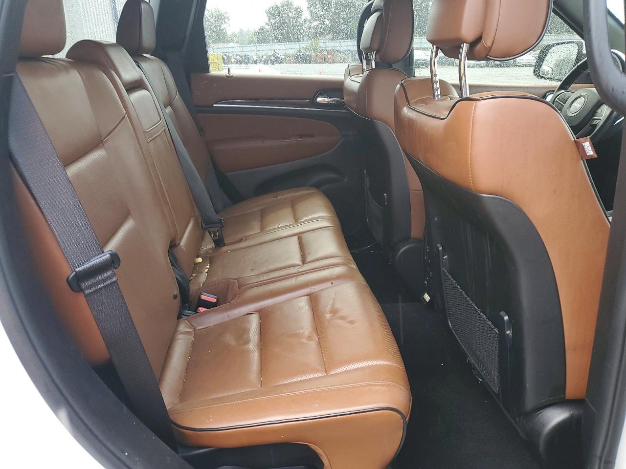 2021 Jeep Grand Cherokee Overland - zdjęcie 11