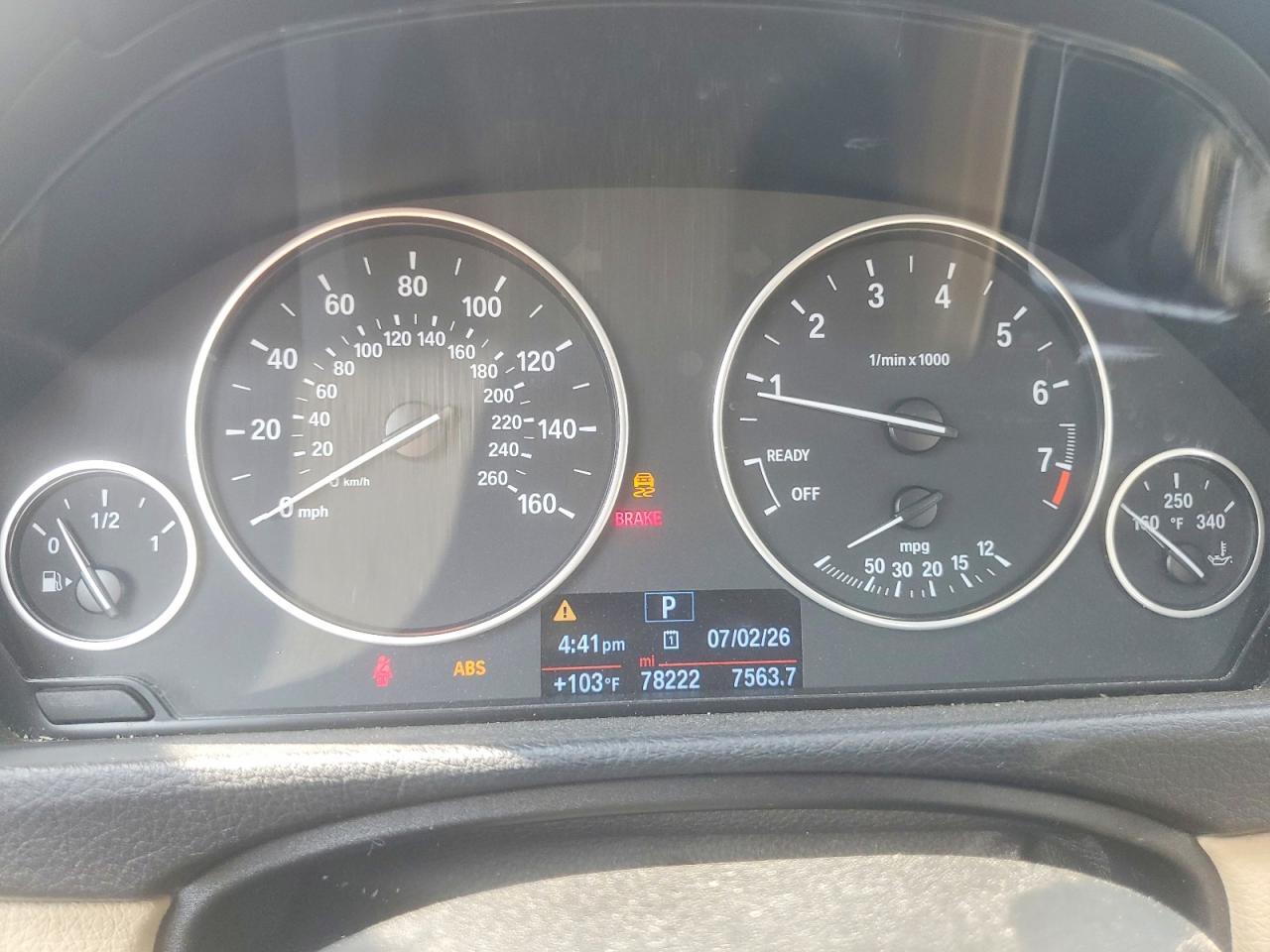2016 BMW 320 I - zdjęcie 9