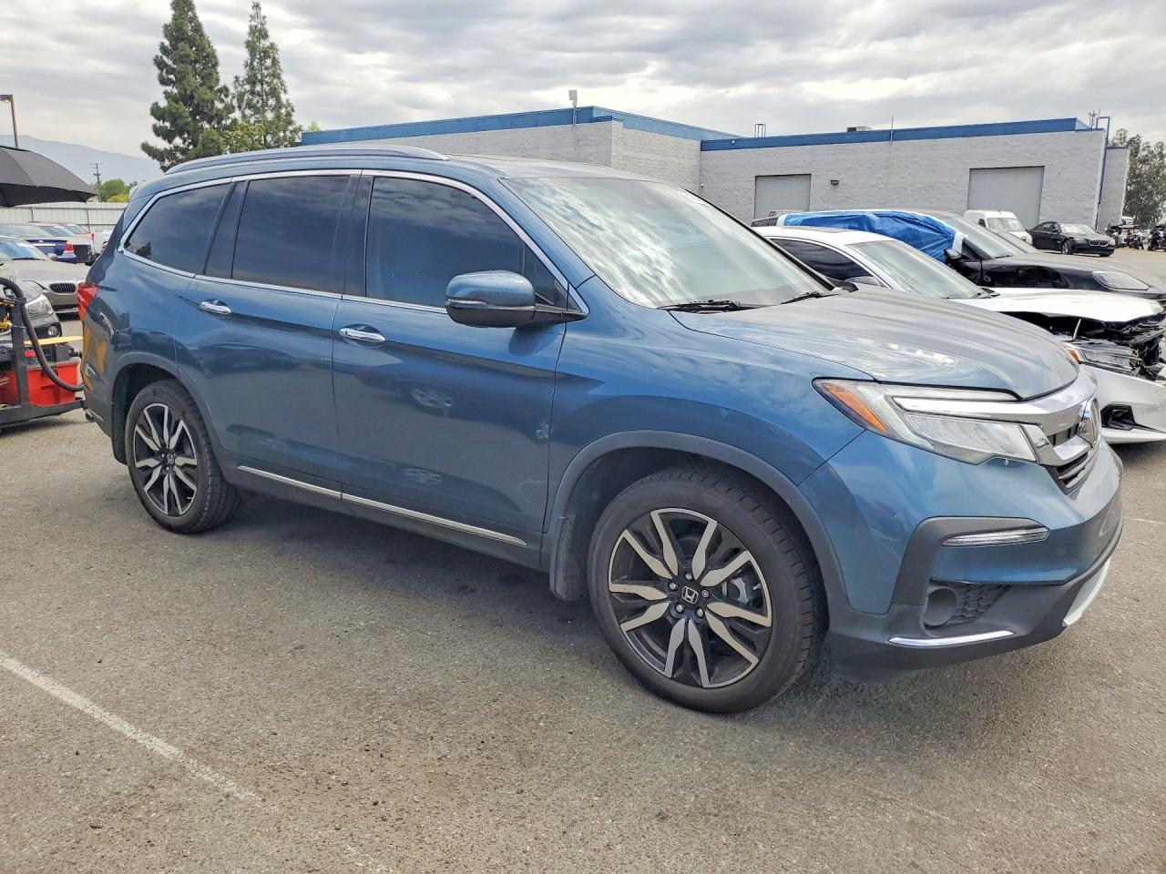 2022 Honda Pilot Touring - zdjęcie 4