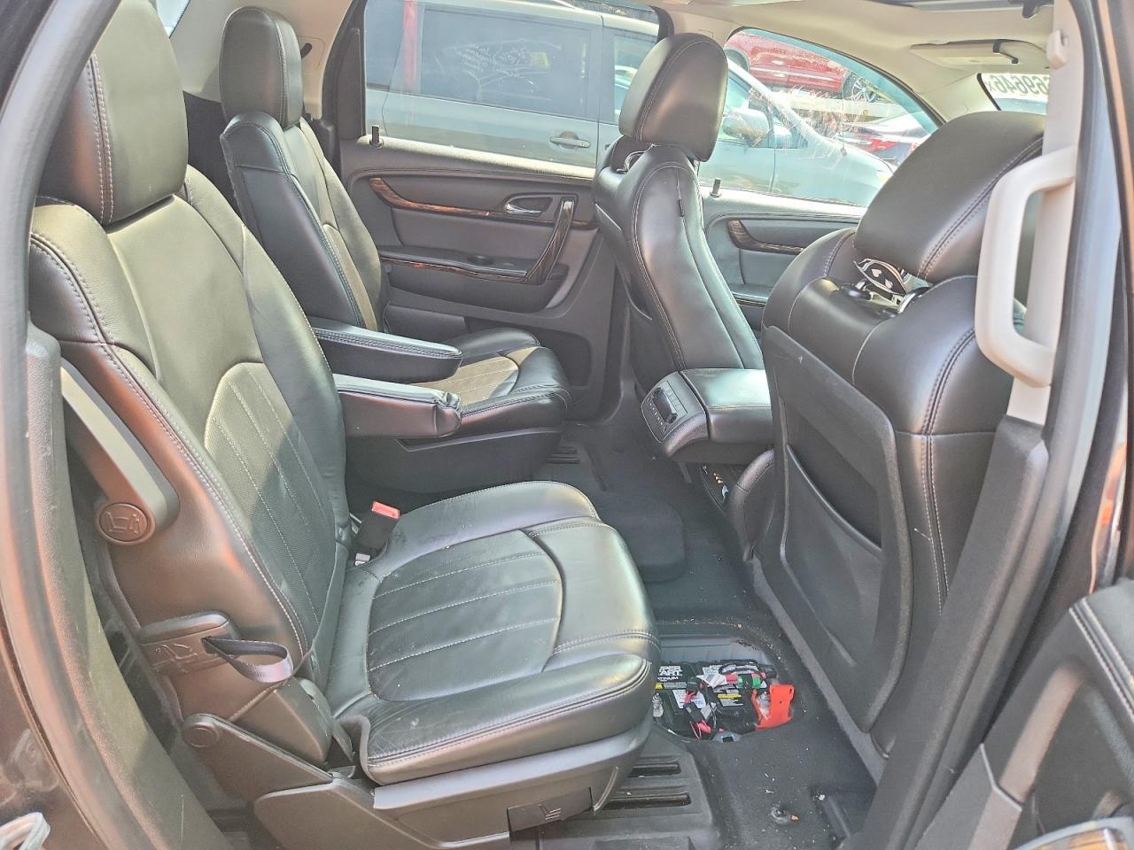 2013 GMC Acadia Denali - zdjęcie 11
