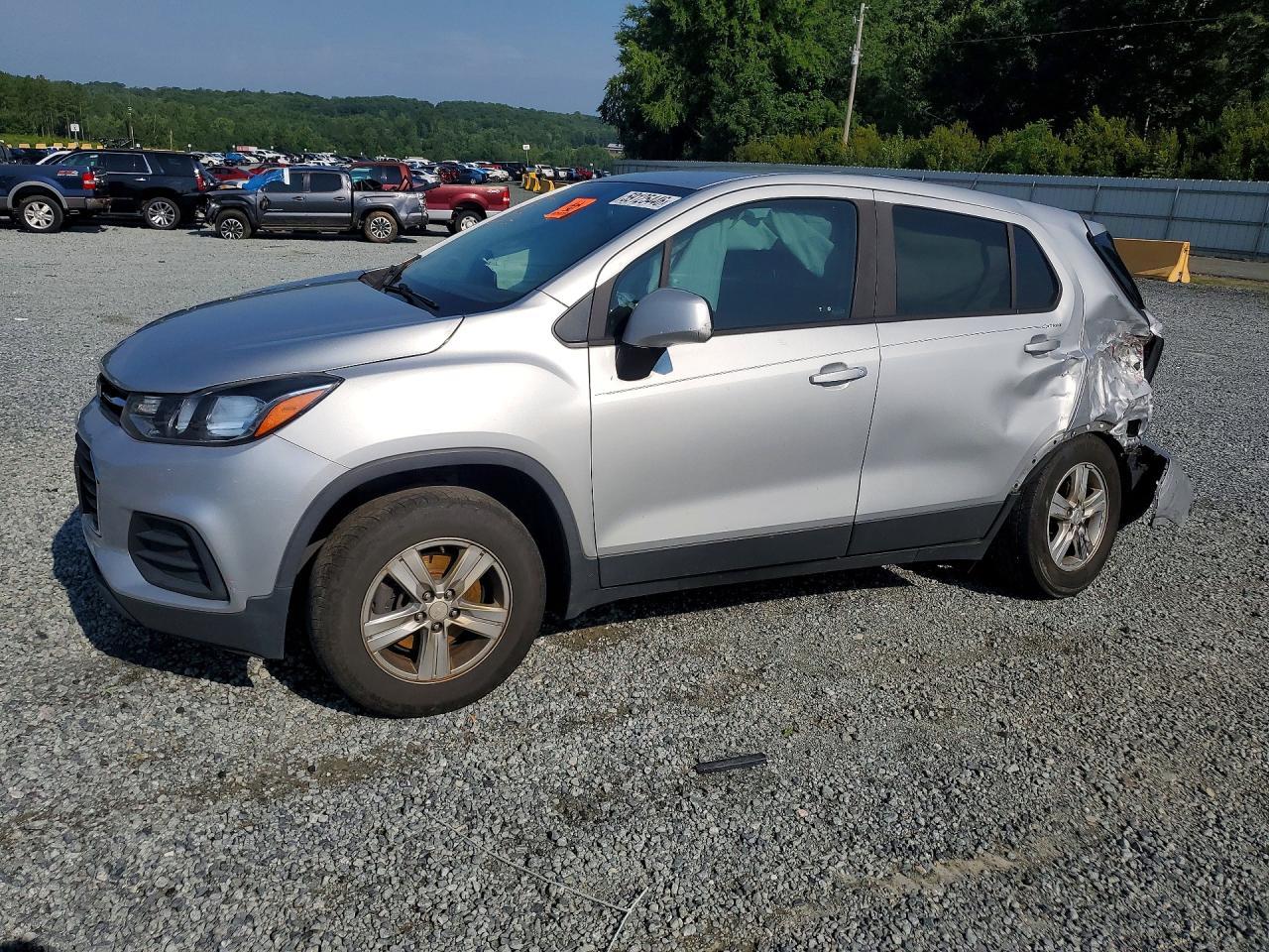2020 Chevrolet Trax Ls - zdjęcie główne