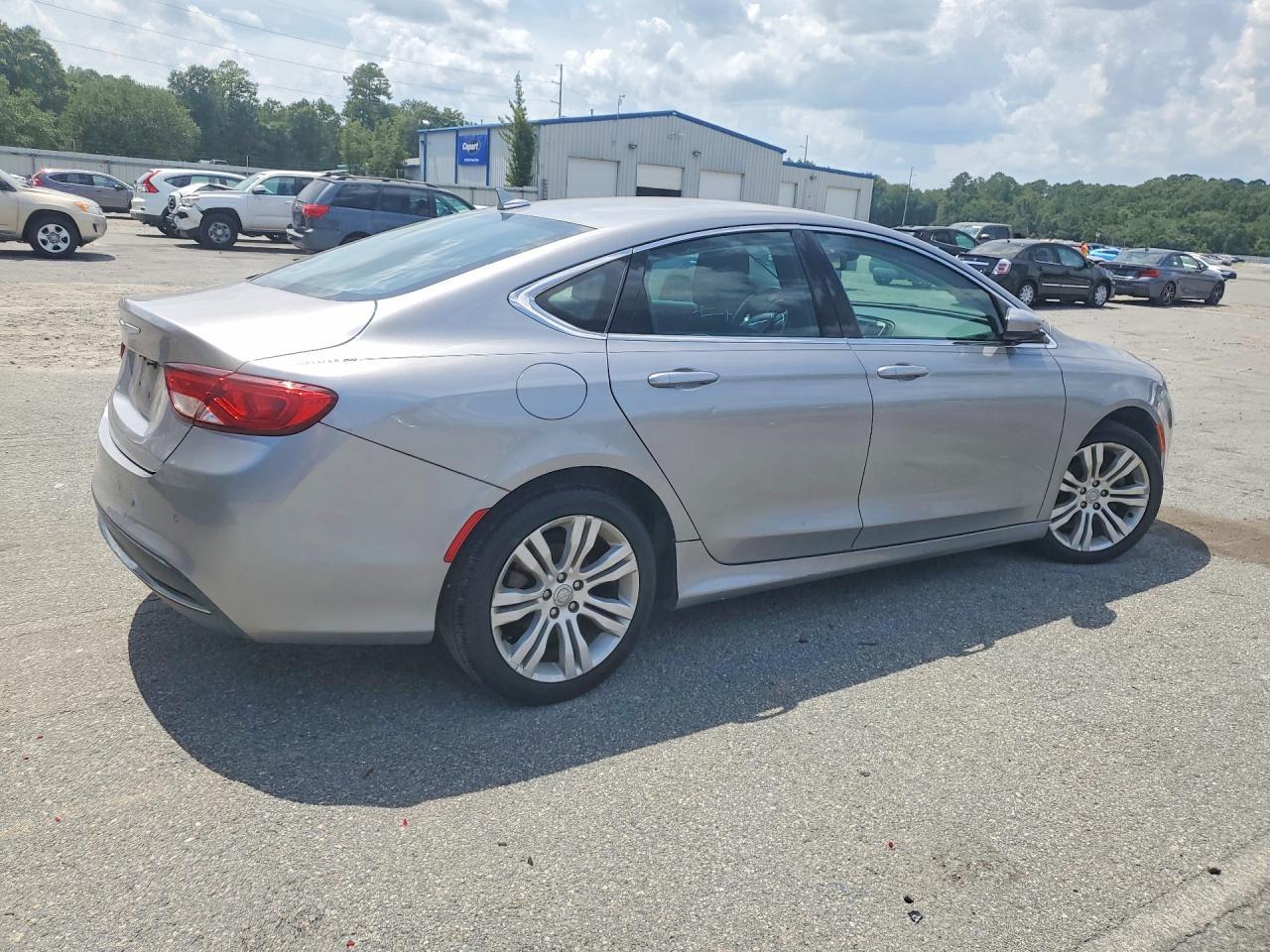 2015 Chrysler 200 Limited - zdjęcie 3