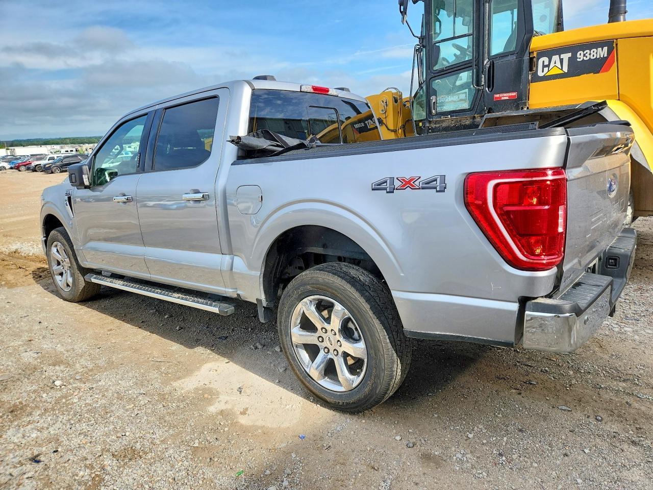 2023 Ford F150 Supercrew - zdjęcie 2