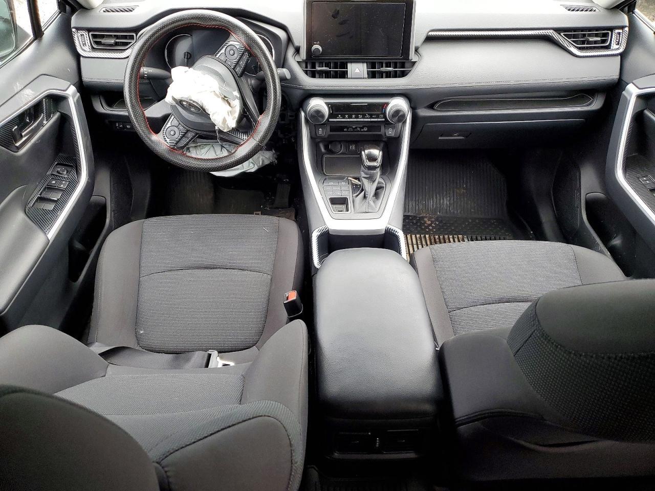 2025 Toyota Rav4 Le - zdjęcie 8
