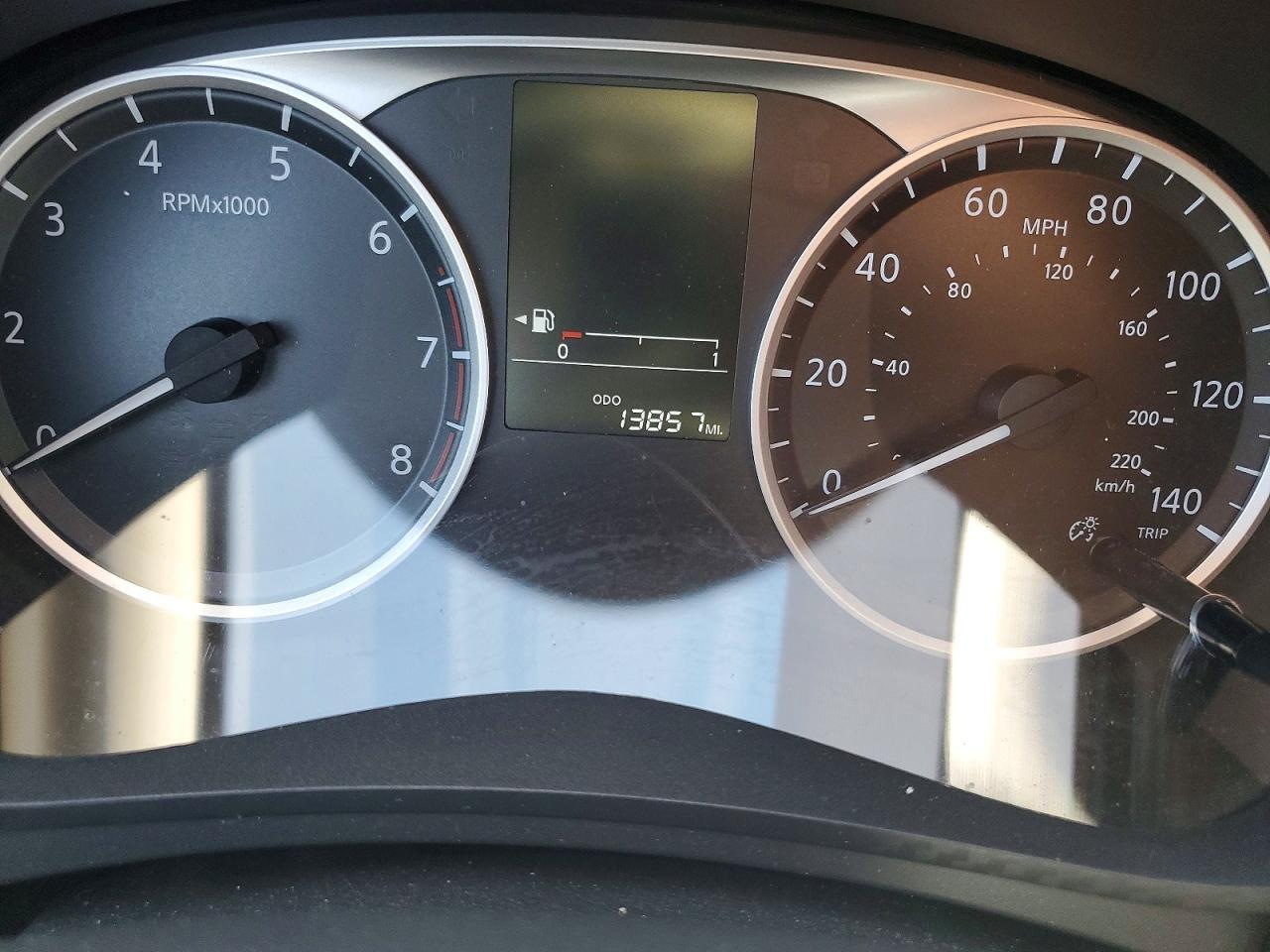 2025 Nissan Versa S - zdjęcie 18