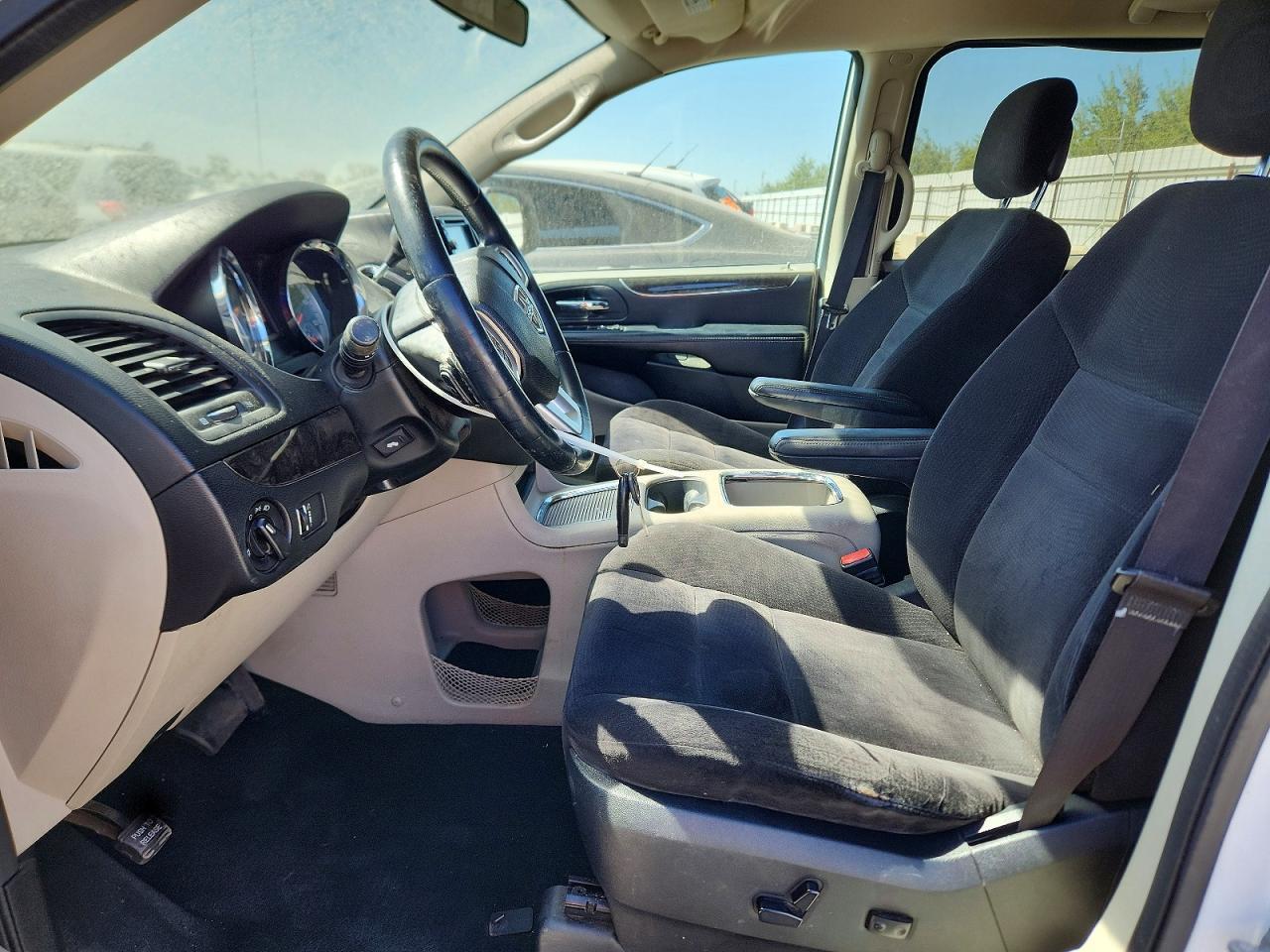 2014 Dodge Grand Caravan Sxt - zdjęcie 7