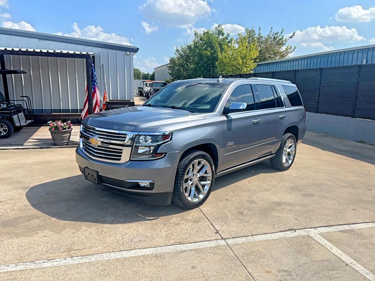 2019 Chevrolet Tahoe K1500 Premier - zdjęcie 2