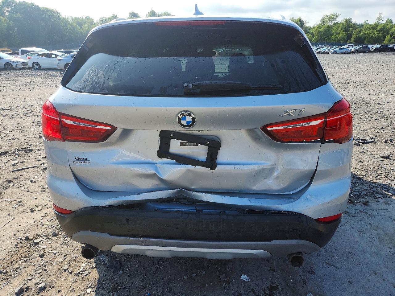 2017 BMW X1 xDrive28I - zdjęcie 6