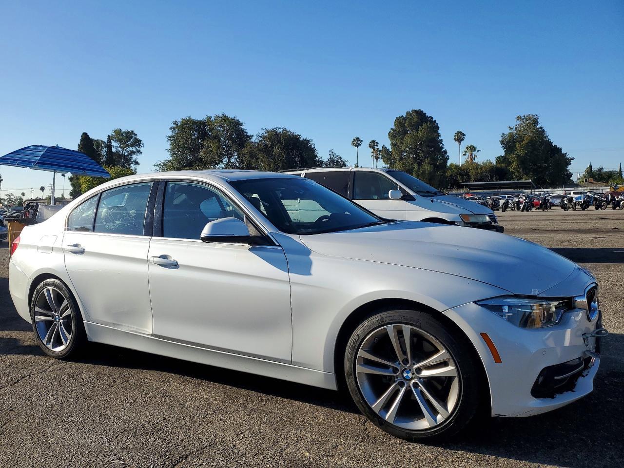 BMW Seria 3 - zdjęcie 4