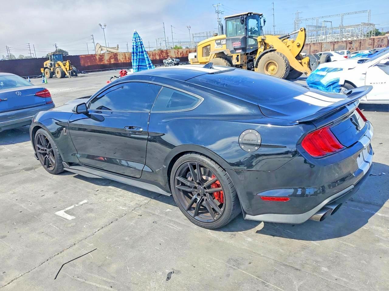 2020 Ford Mustang Shelby Gt500 - zdjęcie 2