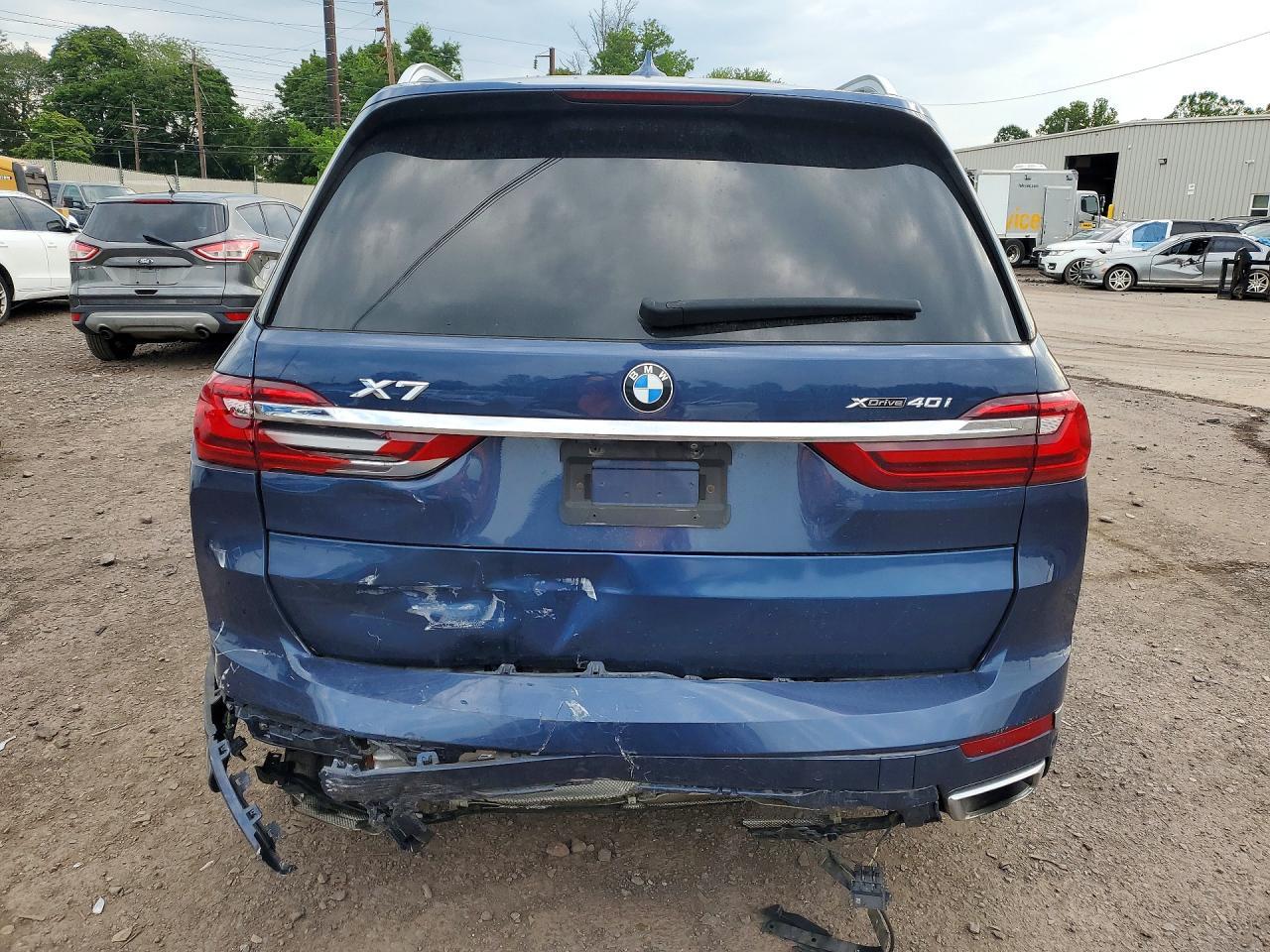 2020 BMW X7 xDrive40I - zdjęcie 6