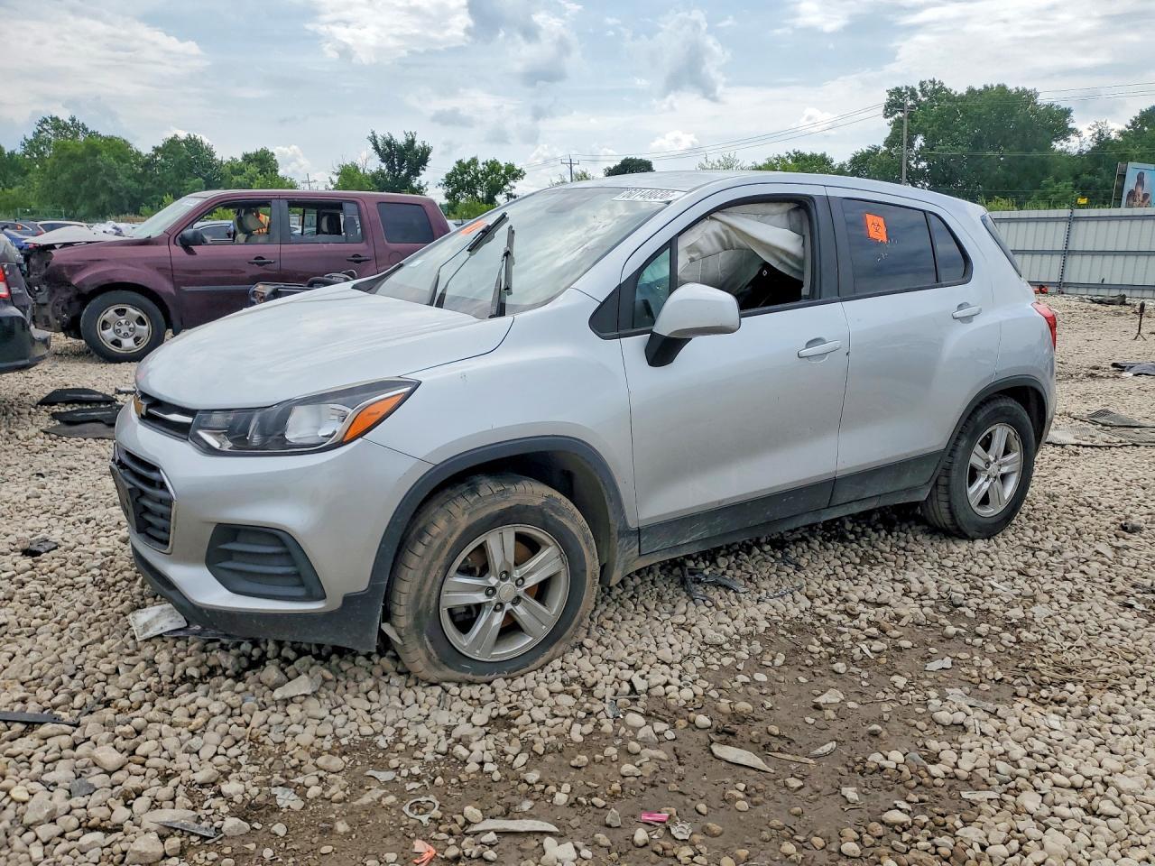 2021 Chevrolet Trax Ls - zdjęcie główne